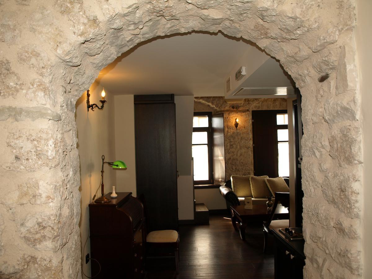 Αρχοντικό Ρίγγα 1872 - Arhontiko Riga 1872 Hotell Paramythia Rum bild